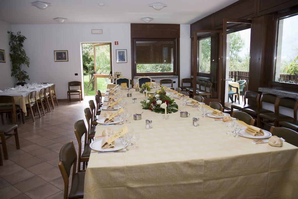 Hotel Ristorante Sassi Rossi Taceno Dış mekan fotoğraf