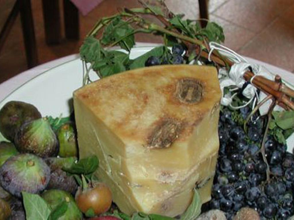 Hotel Ristorante Sassi Rossi Taceno Dış mekan fotoğraf